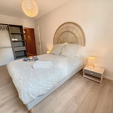 A 10 Minutes A Pied Du Centre Avec Parking Prive Et Balcon Apartmán Caen