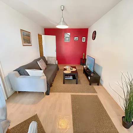 à 10 Minutes à Pied Du Centre Avec Parking Privé Et Balcon *