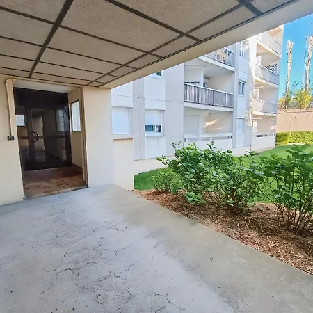 Apartmán A 10 Minutes A Pied Du Centre Avec Parking Prive Et Balcon *