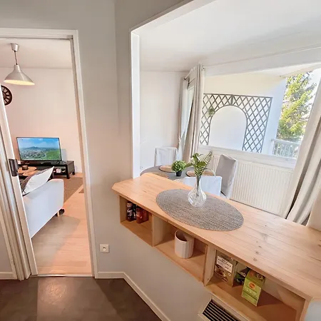 A 10 Minutes A Pied Du Centre Avec Parking Prive Et Balcon * Caen